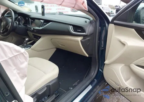 2018 Buick Regal Sportback Preferred Ii from USA, damaged, VIN W04GN6SX1J1065961